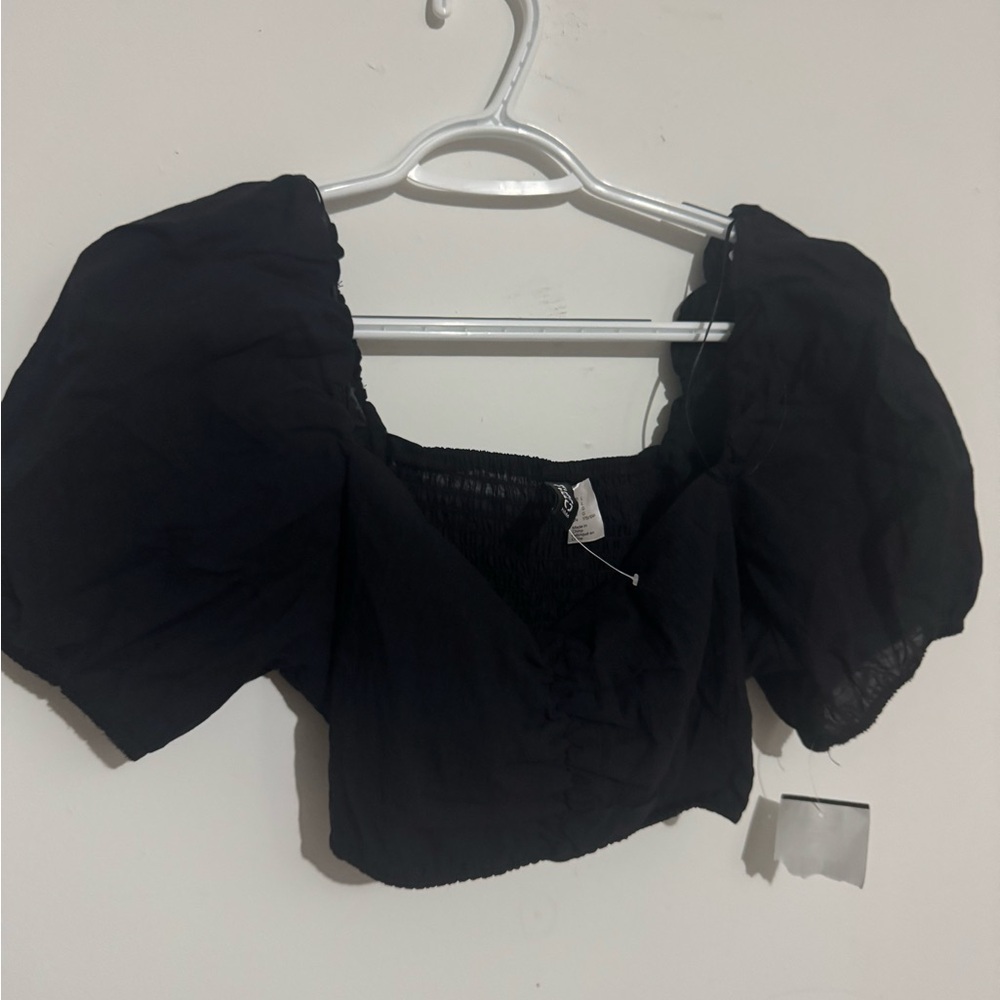 Black Puff Sleeve Top